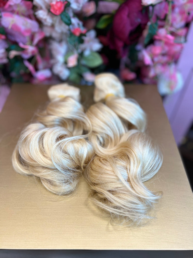 Natural Blonde Clip Ins 100g set Natural Wavy 18"