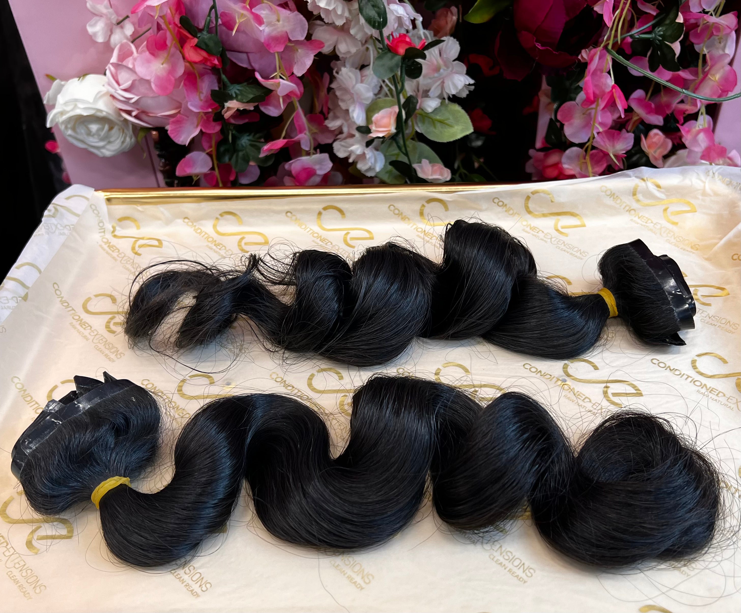 Raw Vietnamese Natural Wave Clip Ins 200 grams (2 bundles)