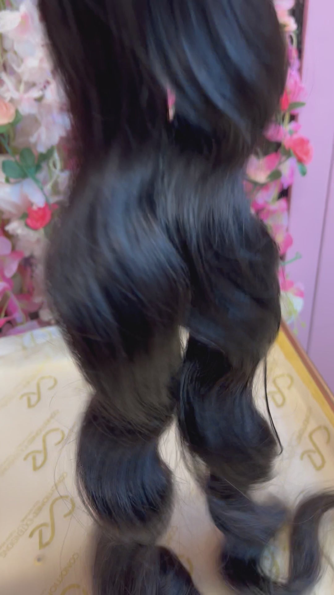 Raw Vietnamese Natural Wave Clip Ins 200 grams (2 bundles)