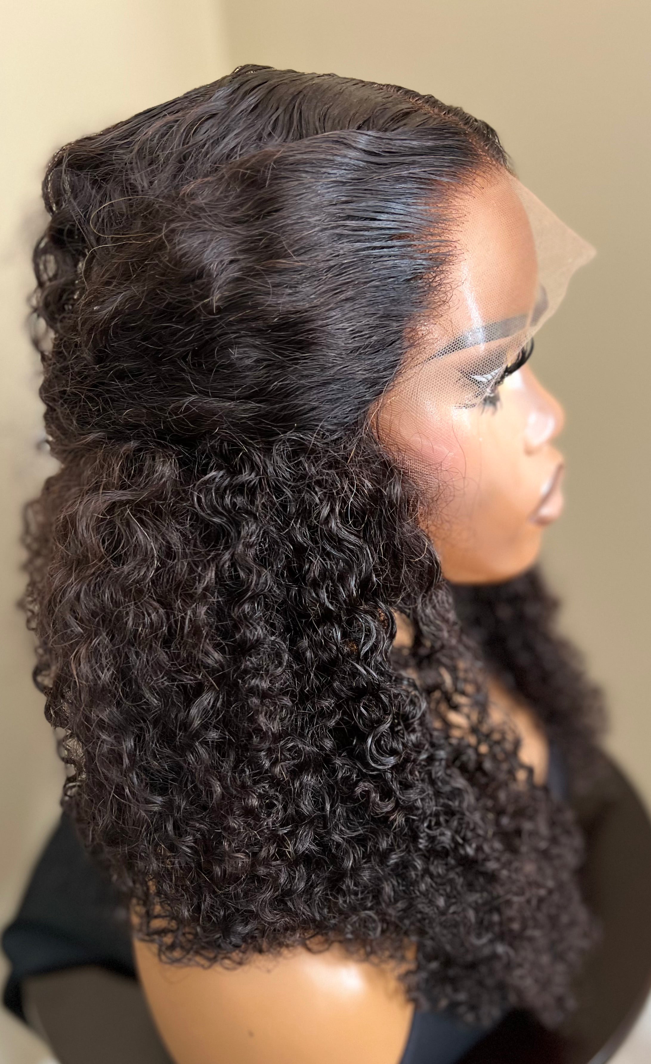 18" 4c Curly 13x4 HD Lace Frontal Wig
